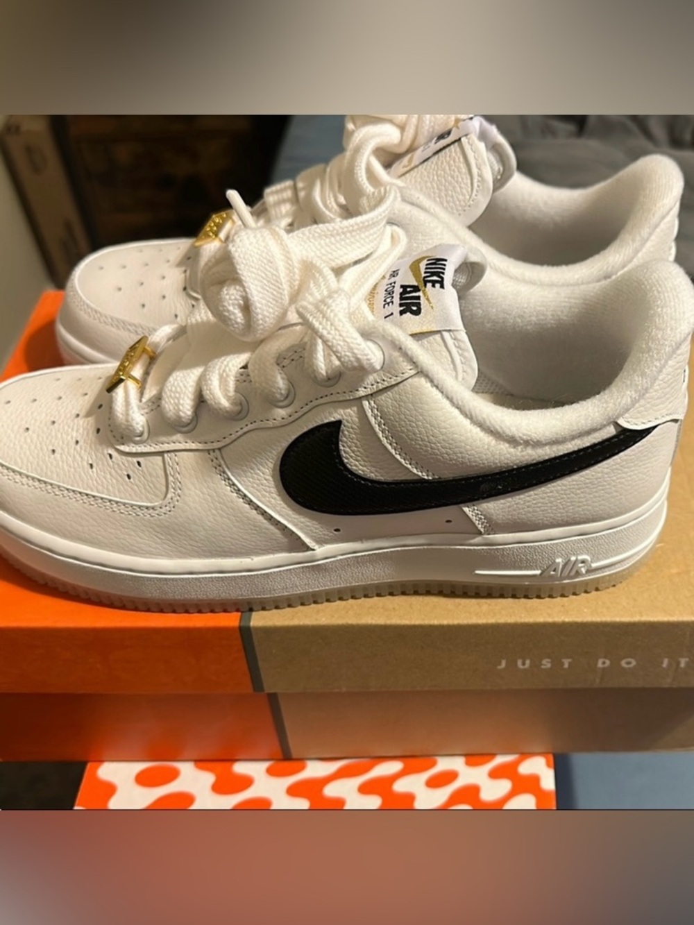 Nike Air Force 1’ 07 PRM Women’s Size 8 New in Box